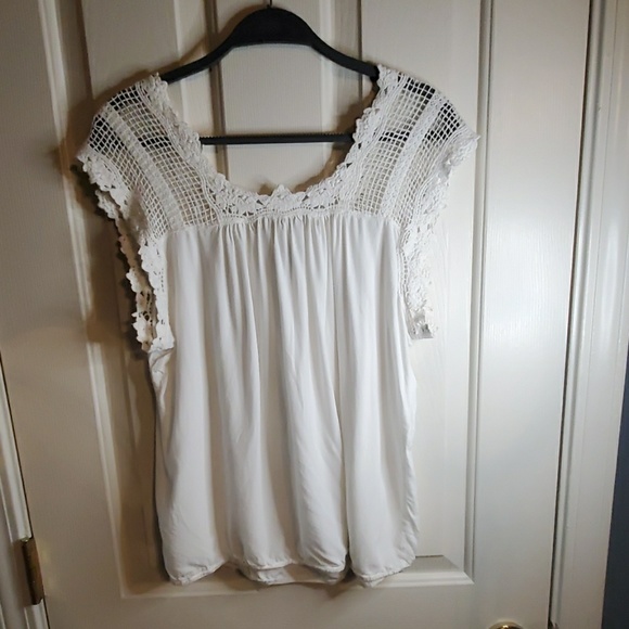 Blouse - Picture 2 of 2